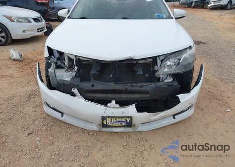 2012 Toyota Camry Se z USA, uszkodzony, nr VIN 4T1BF1FK8CU560606